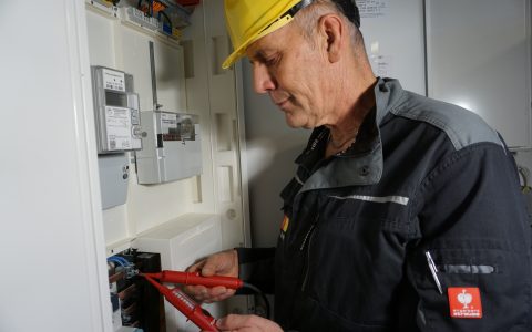 Spannungsmessung am Zählerschrank